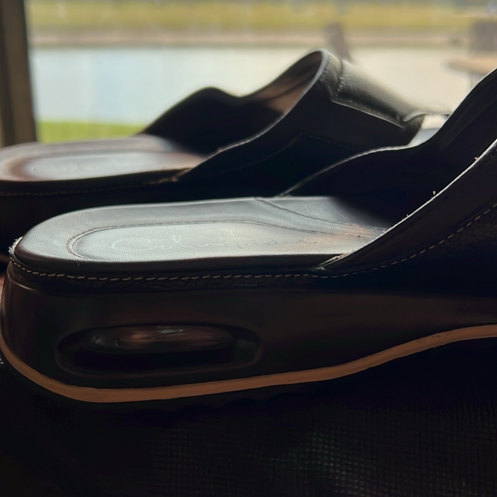 Cole Haan men’s leather dressy flip flops with Nike air  sole. Men’s 9 1/2 - Picture 3 of 10